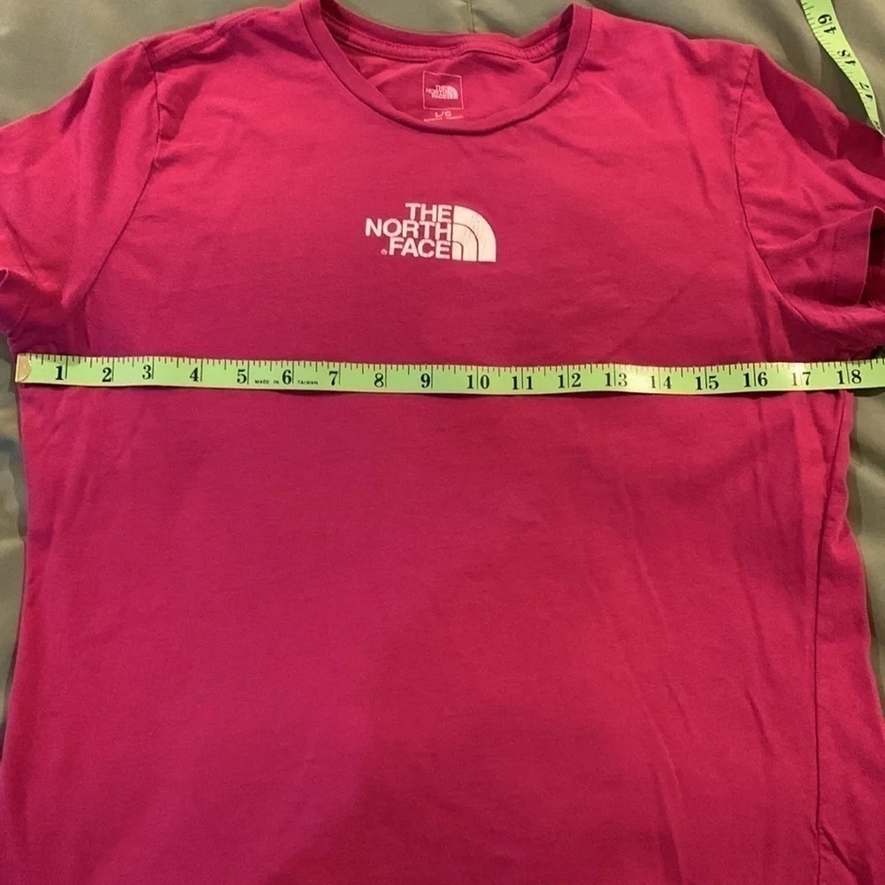 The North Face Womens Pink Cap Sleeve Tee. Size Large. - Picture 8 of 8